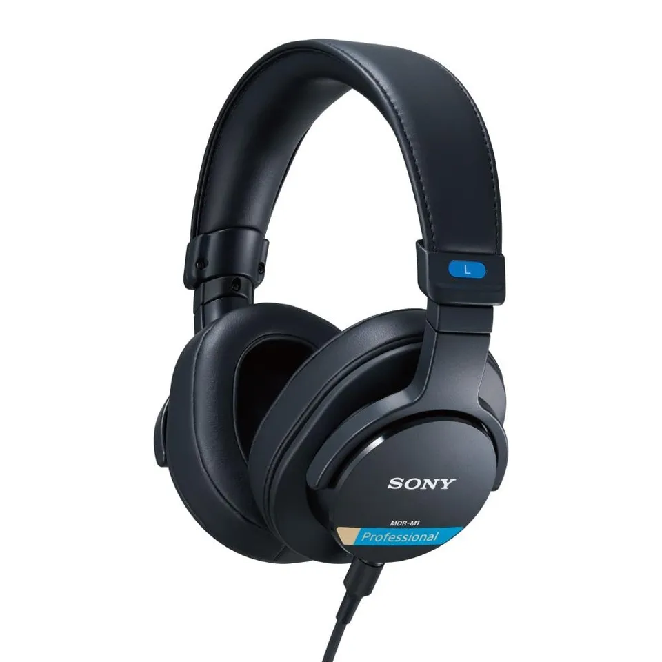 sony-mdr-m1-studio-cuffie-da-studio-chiuse-cablate-con-riproduzione-ultra-larga- image 1