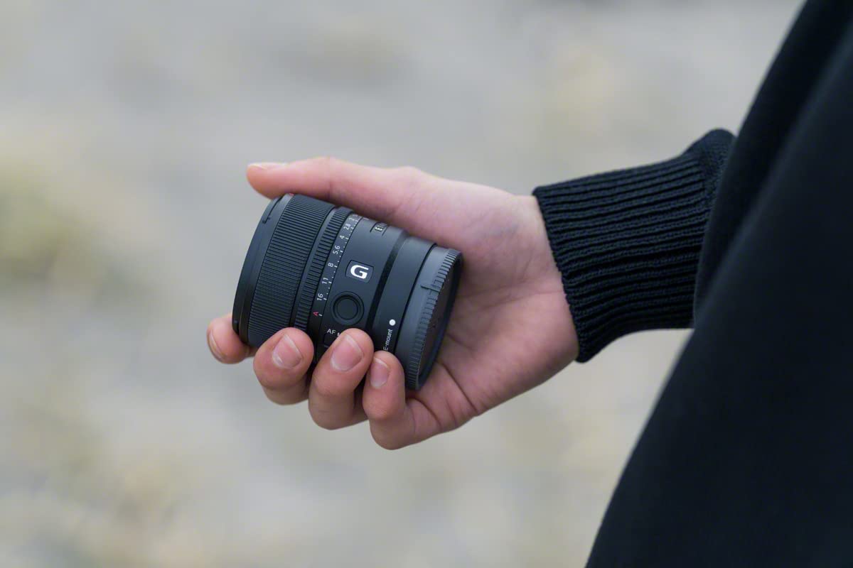 sony-sel15f14g-obiettivo-ultragrandangolare-a-focale-fissa-15-mm-f1-4-g-e-mount- image 2
