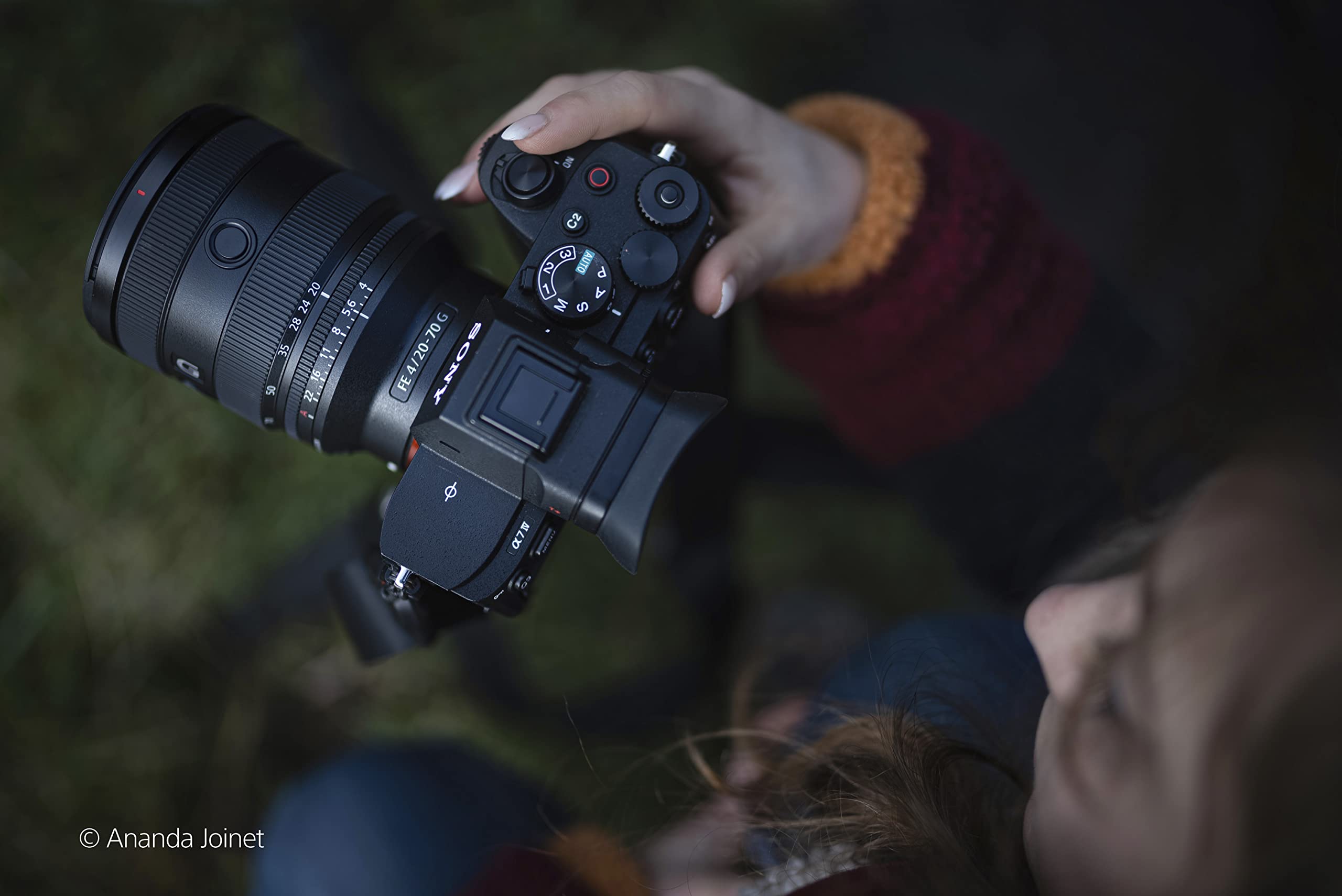 sony-sel2070g-fe-20-70-mm-f4-g-obiettivo-zoom-standard-full-frame-con-apertura-c image 4