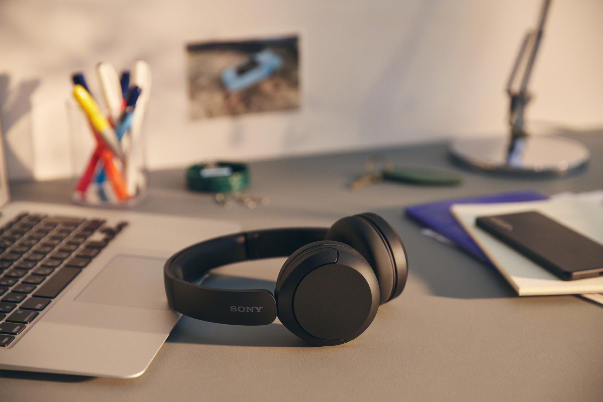 sony-wh-ch520-cuffie-wireless-on-ear-con-connessione-multipoint-50-ore-di-batter image 2