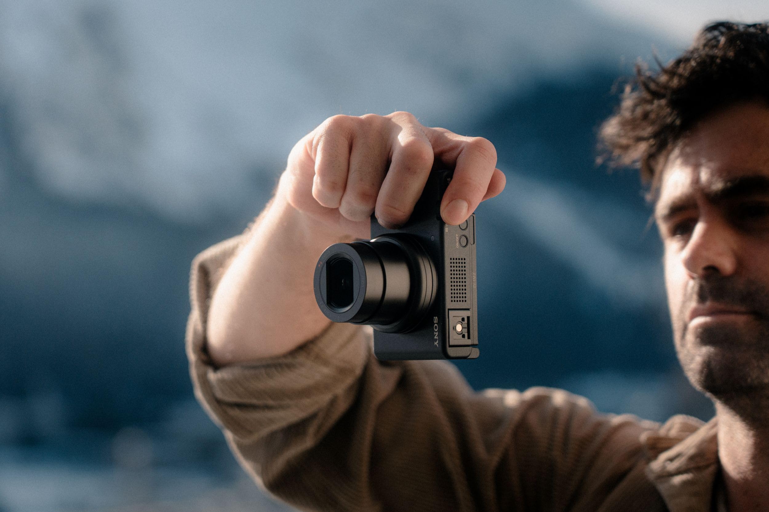 sony-zv-1-ii-fotocamera-compatta-ibrida-premium-per-vlog-e-viaggio-sensore-1-20- image 4